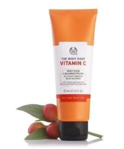 The Body Shop Vitamin C Daily Glow Cleansing Polish (125 ml)